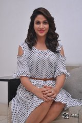 Lavanya Tripathi Interview About Vunnadhi Okate Zindagi Movie